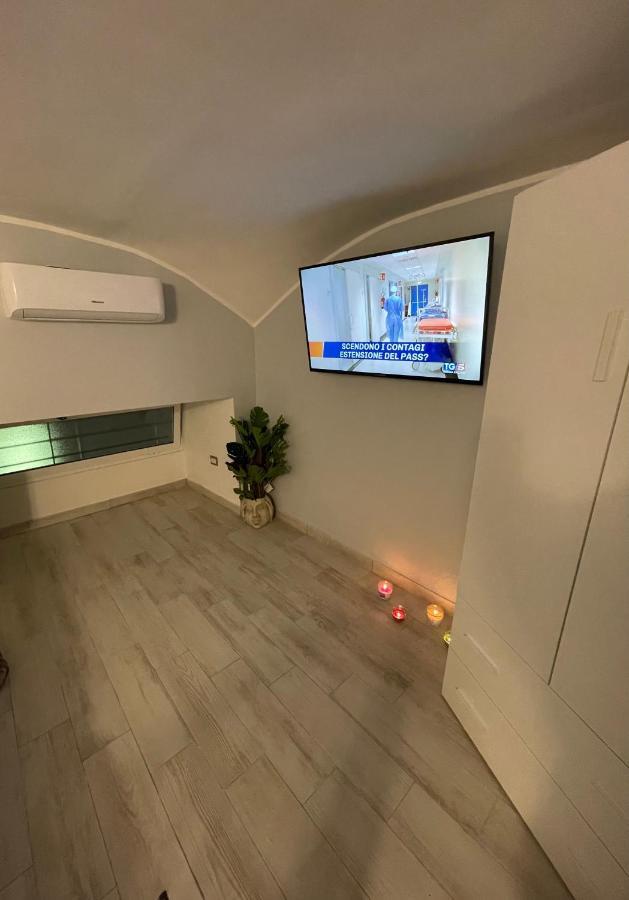 Mary House Spacca Napoli Eksteriør bilde