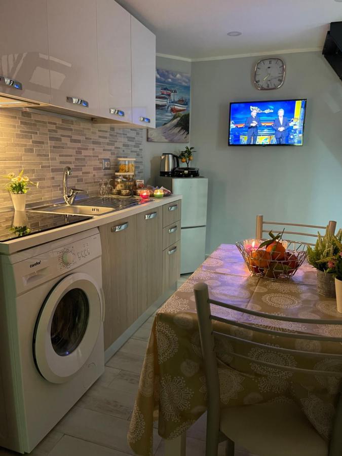 Mary House Spacca Napoli Eksteriør bilde