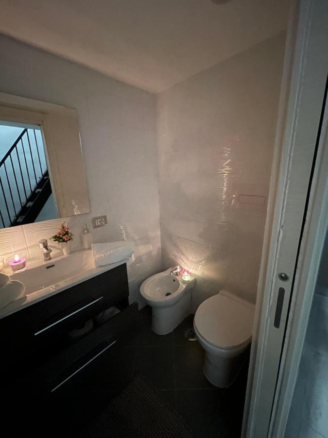 Mary House Spacca Napoli Eksteriør bilde